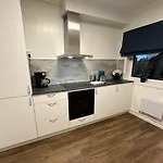 With 3 Bedrooms And Kitchen - Dorado *