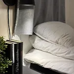With 3 Bedrooms And Kitchen - Dorado * Тромсё