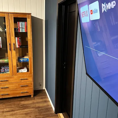 Apartment With 3 Bedrooms And Kitchen - Dorado Tromso