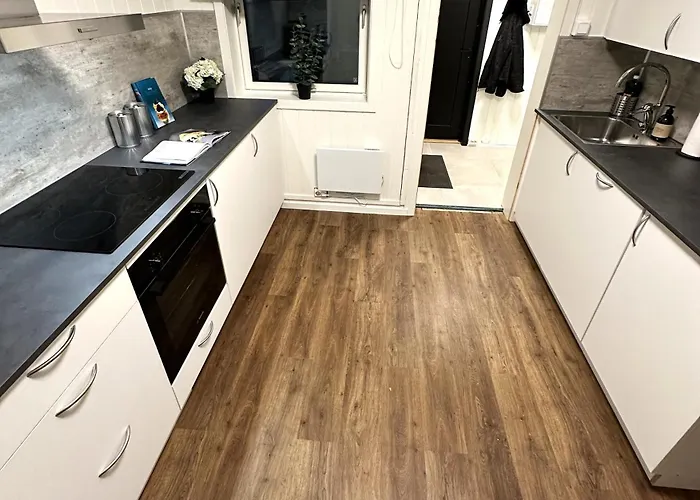 With 3 Bedrooms And Kitchen - Dorado Lägenhet *